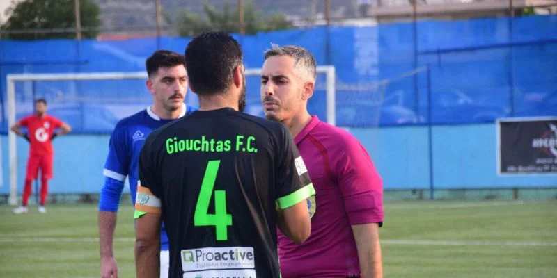 Этникос Пиреос - Гиухтас Этникос Пиреос - Гиухтас