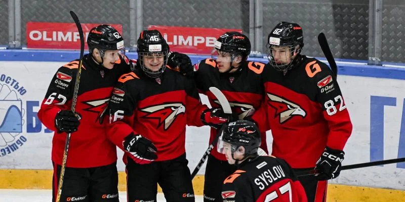 Омские Ястребы - Снежные Барсы