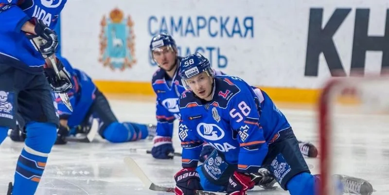 Локомотив - Лада