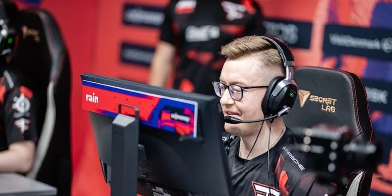 FaZe Clan - Cloud 9 FaZe Clan - Cloud 9