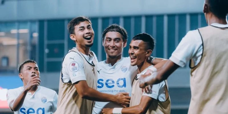 Бангкок Юнайтед - Лайон Сити