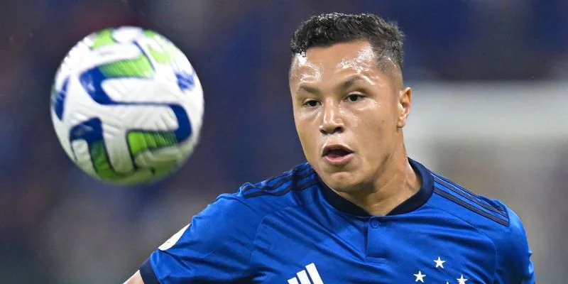 Крузейро - Атлетико ПР Крузейро - Атлетико ПР