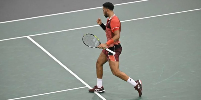 Артур Филс - Доминик Штрикер