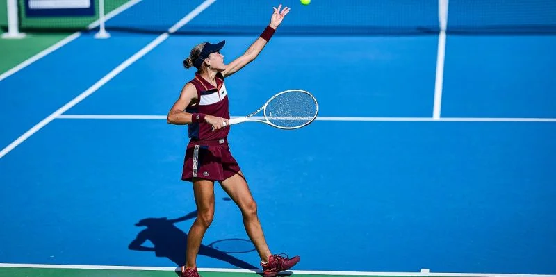 Нурия Парризас-Диас - Эрика Андреева