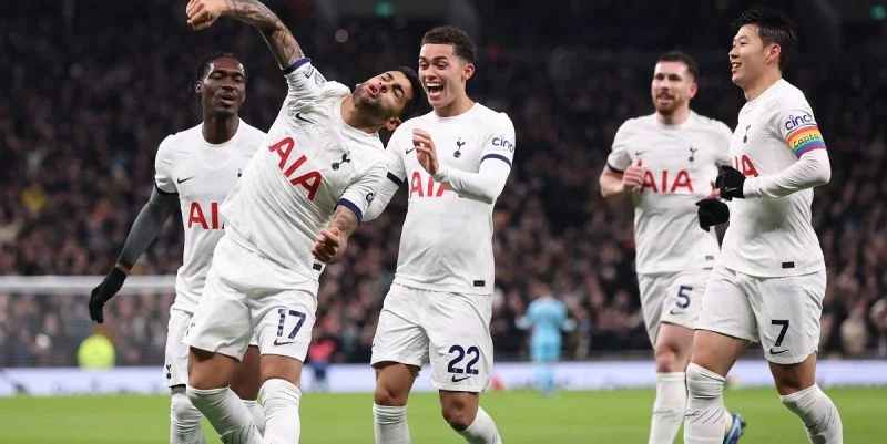 Тоттенхэм - Ньюкасл Тоттенхэм - Ньюкасл