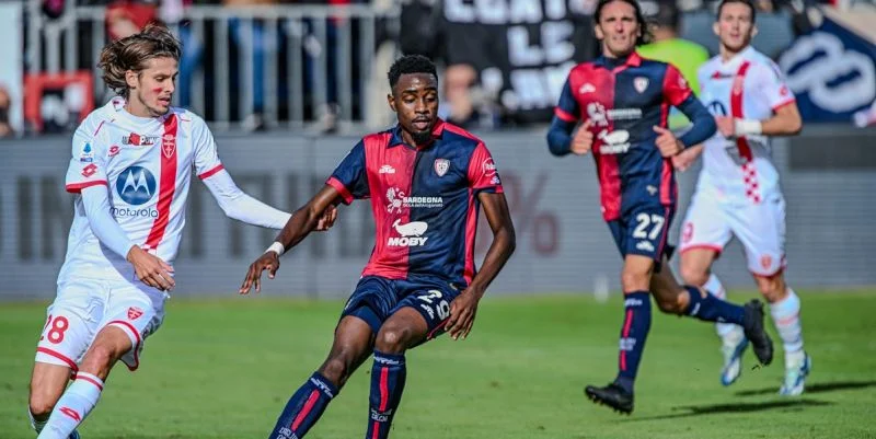 Кальяри - Сассуоло