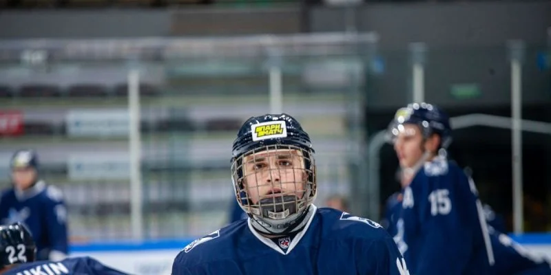 Тайфун - Динамо Шинник