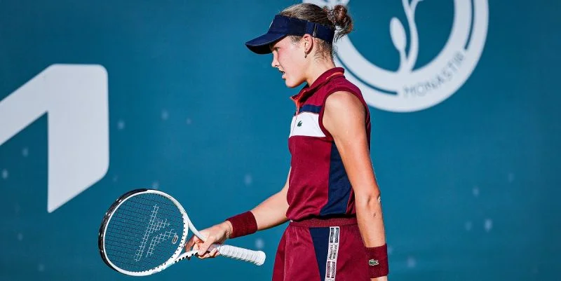 Зейнеп Сонмез - Эрика Андреева