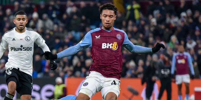 Зриньски - Астон Вилла