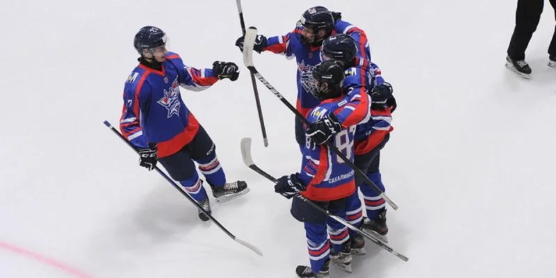 Сахалинские Акулы - Динамо Шинник