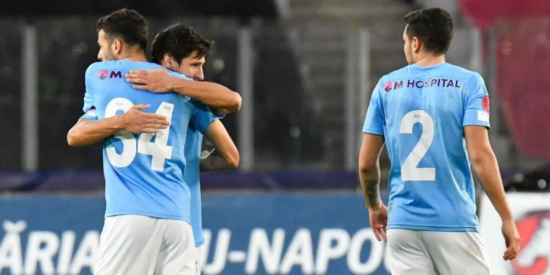 Волунтари - Университатя Крайова 1948