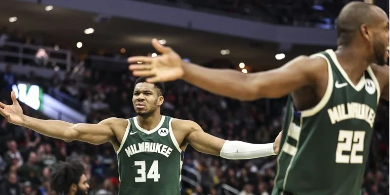 Милуоки - Хьюстон