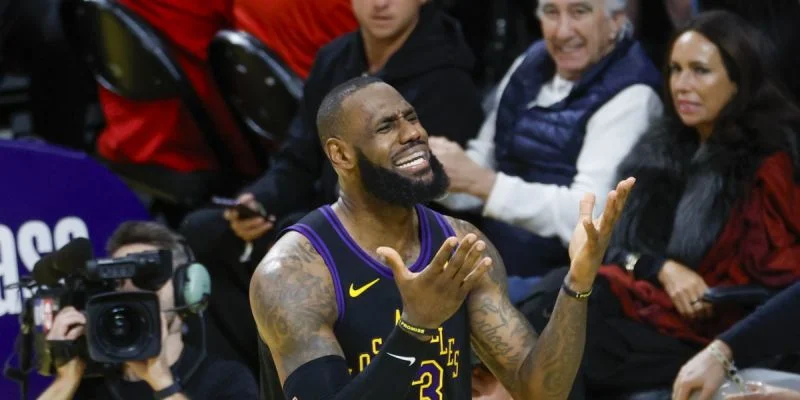 Лейкерс - Нью-Йорк