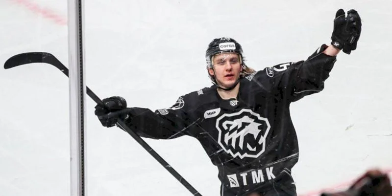 Динамо М - Трактор