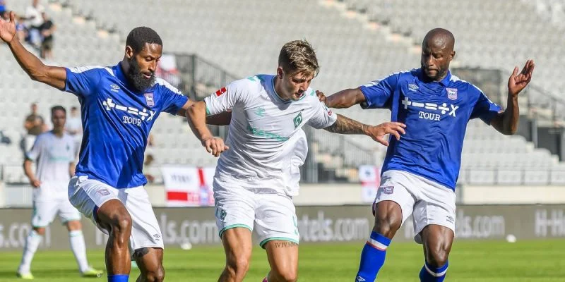 Лидс - Ипсвич Лидс - Ипсвич