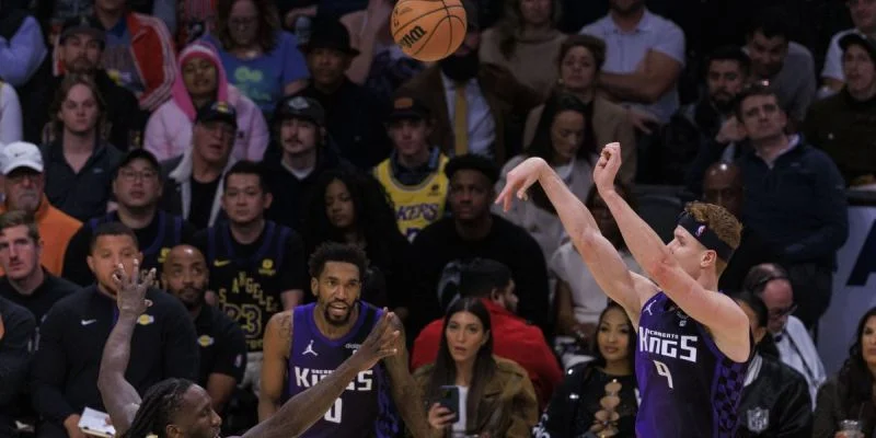 Сакраменто - Миннесота