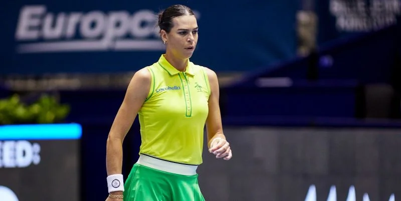 Кэти Бултер - Айла Томлянович