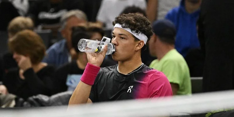 Бен Шелтон - Роман Сафиуллин