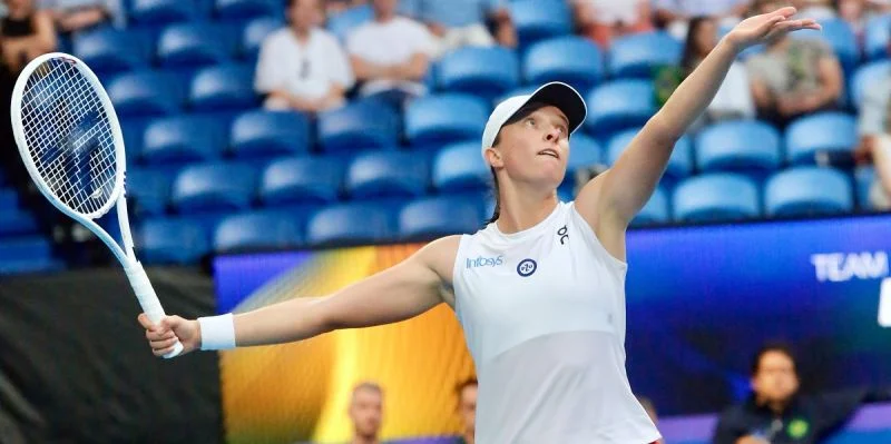 Ига Швентек - Сара Соррибес-Тормо