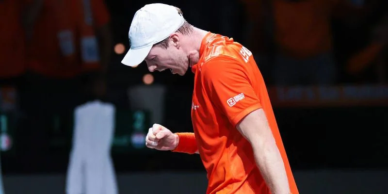 Ботик Ван де Зандшульп - Цзюнчэн Шан