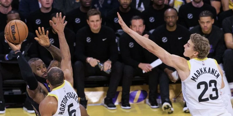 Юта - Детройт