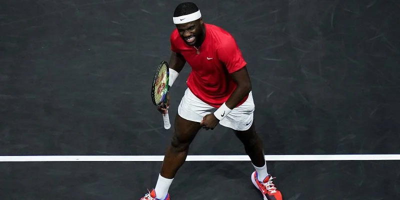 Фрэнсис Тиафо - Цзюнчэн Шан