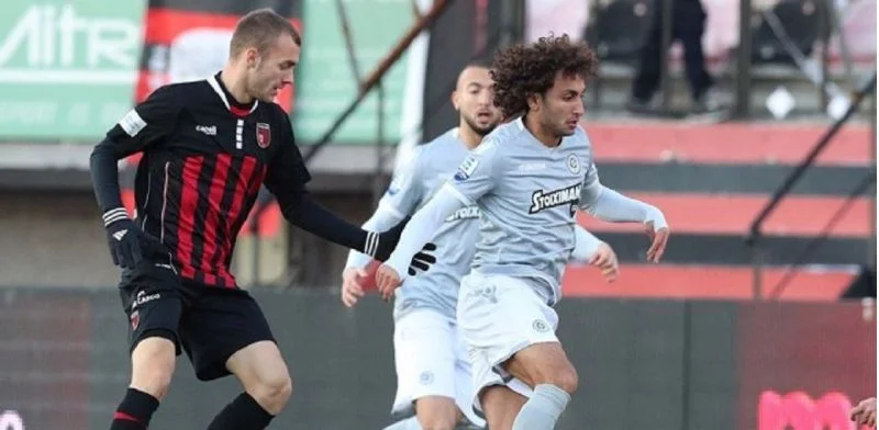 Панатинакикос (Б) - Панахаики