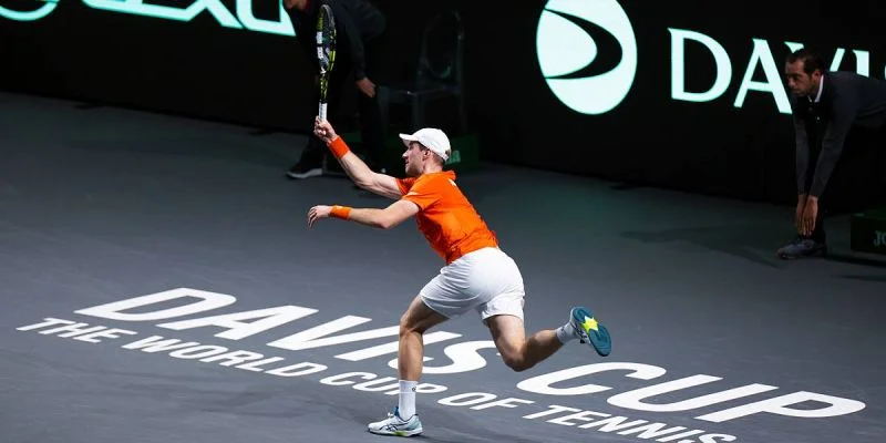 Ботик Ван де Зандшульп - Алехандро Табило