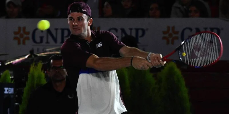 Томми Пол - Алекс Болт