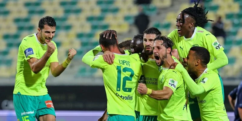 Неа Саламис - АЕК Ларнака