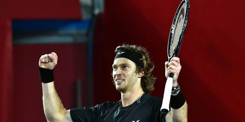 Тьяго Сейбот Уайлд - Андрей Рублев Тьяго Сейбот Уайлд - Андрей Рублев