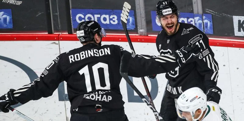 Динамо Мн - Трактор