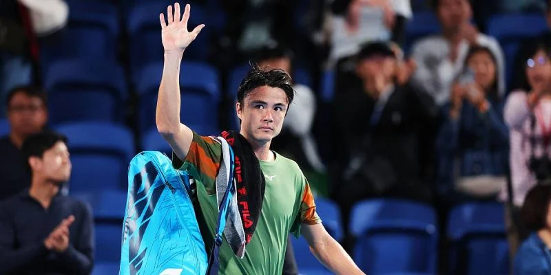 Кристофер Юбэнкс - Таро Даниэль