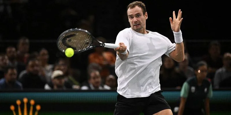 Роман Сафиуллин - Таллон Грикспур