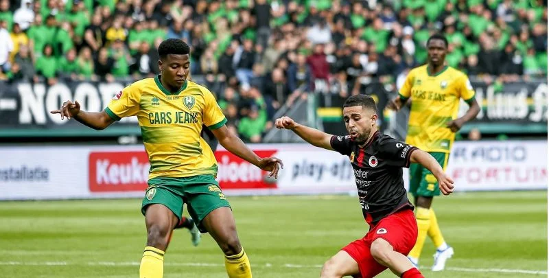 Эксельсиор Масслейс - Ден Хааг Эксельсиор Масслейс - Ден Хааг