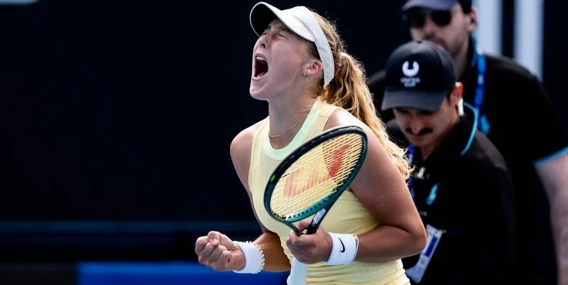 Мирра Андреева - Барбора Крейчикова