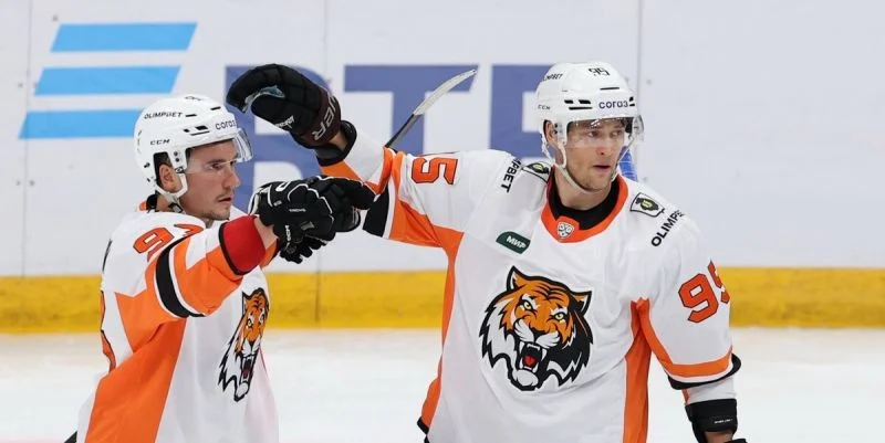 Амур - Салават Юл