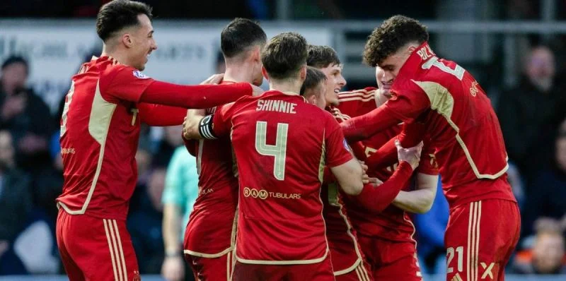 Сент-Джонстон - Абердин