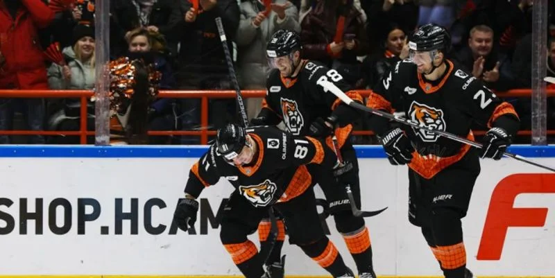 Амур - Салават Юл Амур - Салават Юл