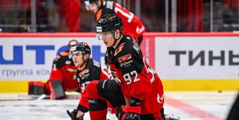 Авангард - Трактор Авангард - Трактор