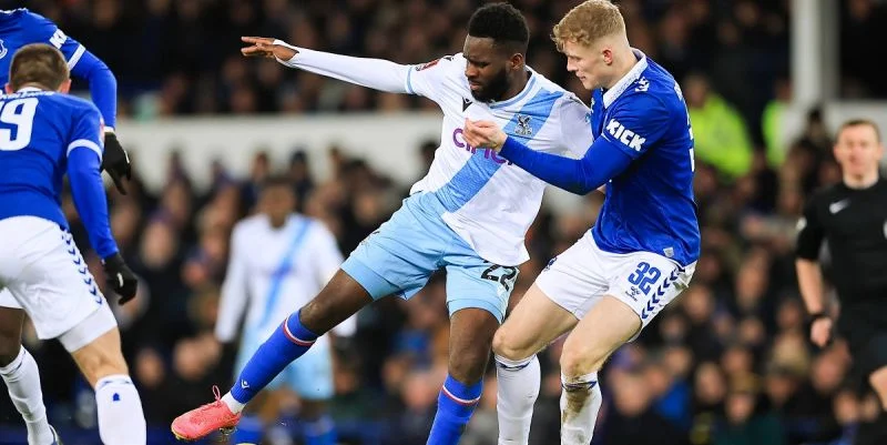 Кристал Пэлас - Шеффилд Юн Кристал Пэлас - Шеффилд Юн