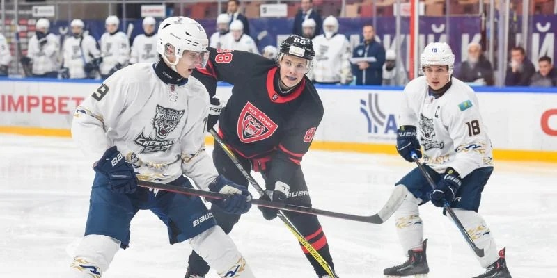 Снежные Барсы - Красноярские Рыси Снежные Барсы - Красноярские Рыси