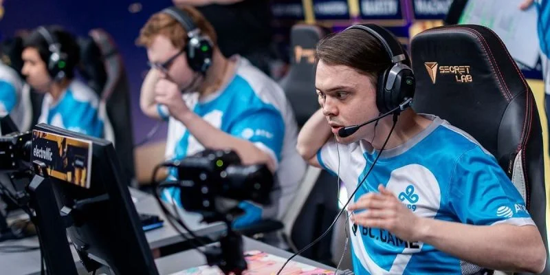 Monte - Cloud 9 Monte - Cloud 9