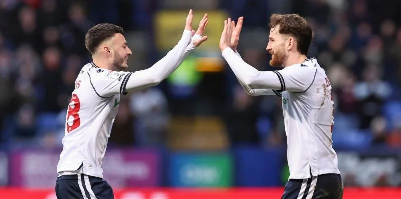 Кембридж Юнайтед - Болтон Кембридж Юнайтед - Болтон