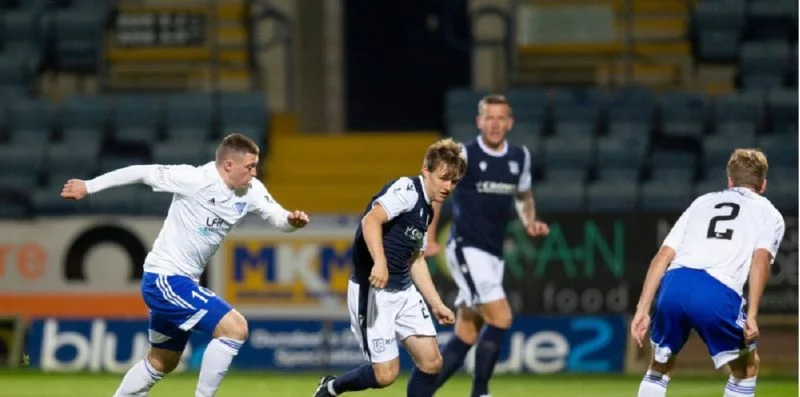 Сент-Миррен - Данди