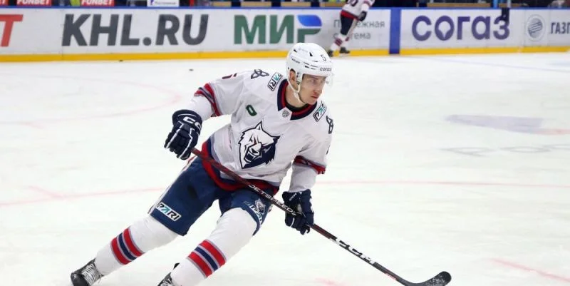 Нефтехимик - Сибирь