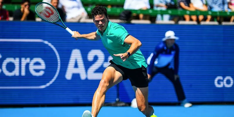 Милош Раонич - Йеспер де Йонг