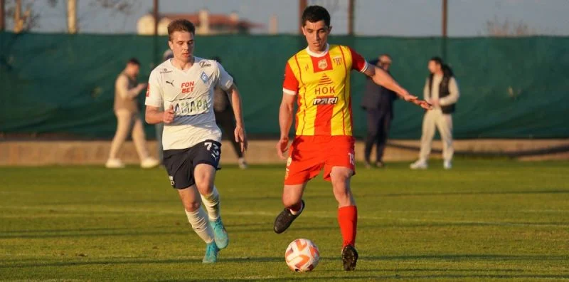 Волгарь - Крылья Советов