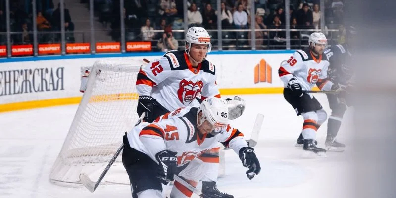 Молот - Горняк Молот - Горняк