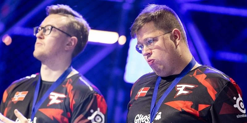 FaZe Clan - 9 Pandas FaZe Clan - 9 Pandas